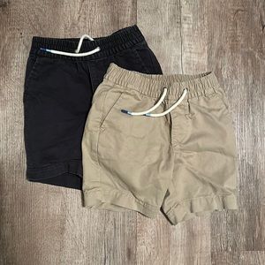Two pair old navy shorts size XS (5)